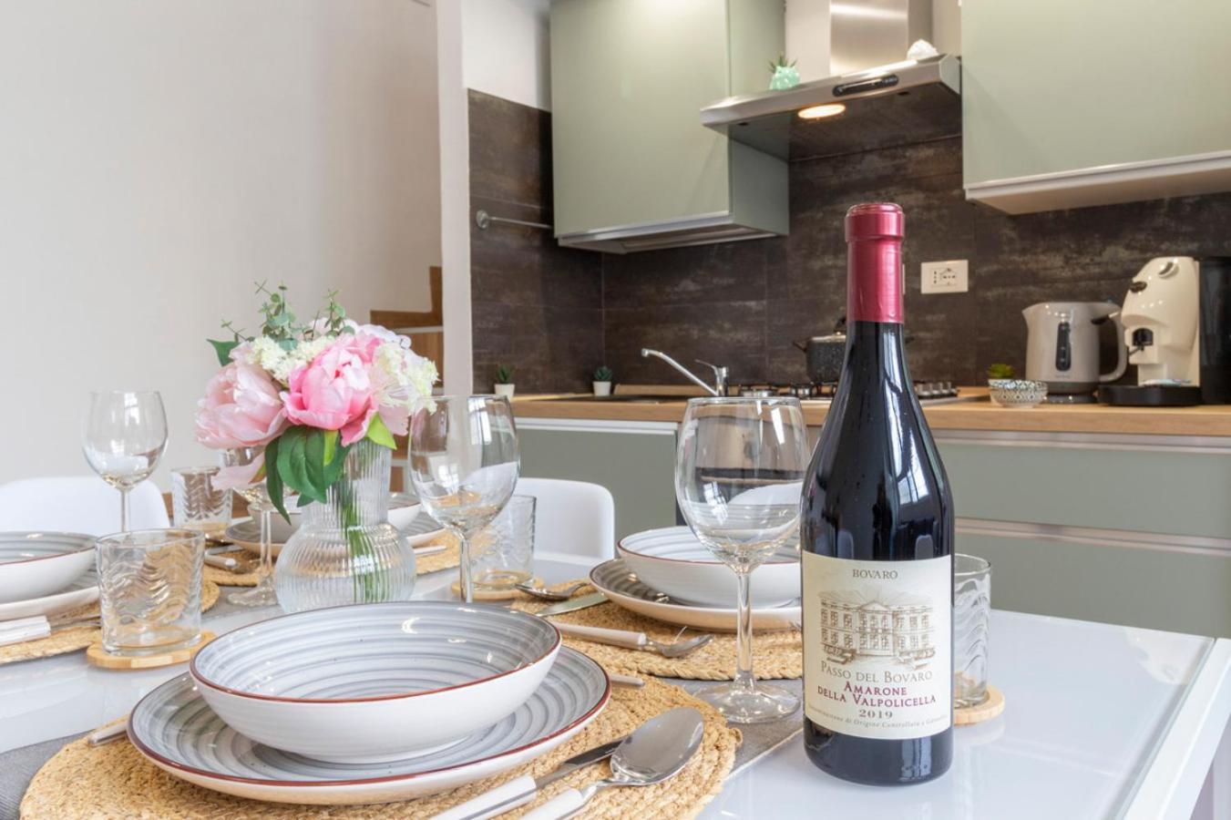 Luxloft Milano Bocconi - 2 Bathrooms - Free Parking ภายนอก รูปภาพ